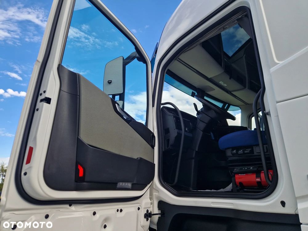 Volvo FH500 EURO6 I-PARK COOL OSŁONY MIĘDZYOSIOWE - 16