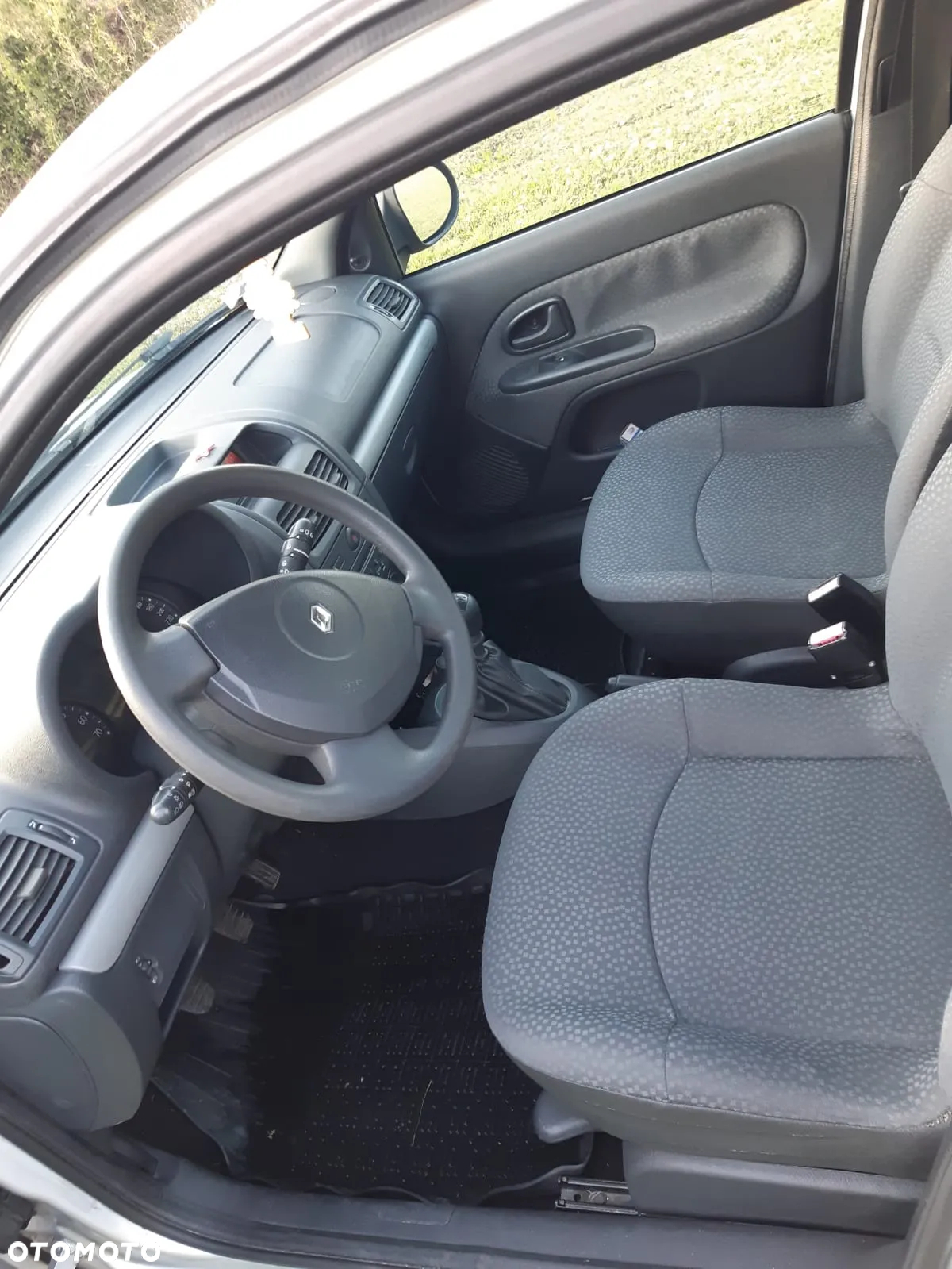 Renault Clio - 6