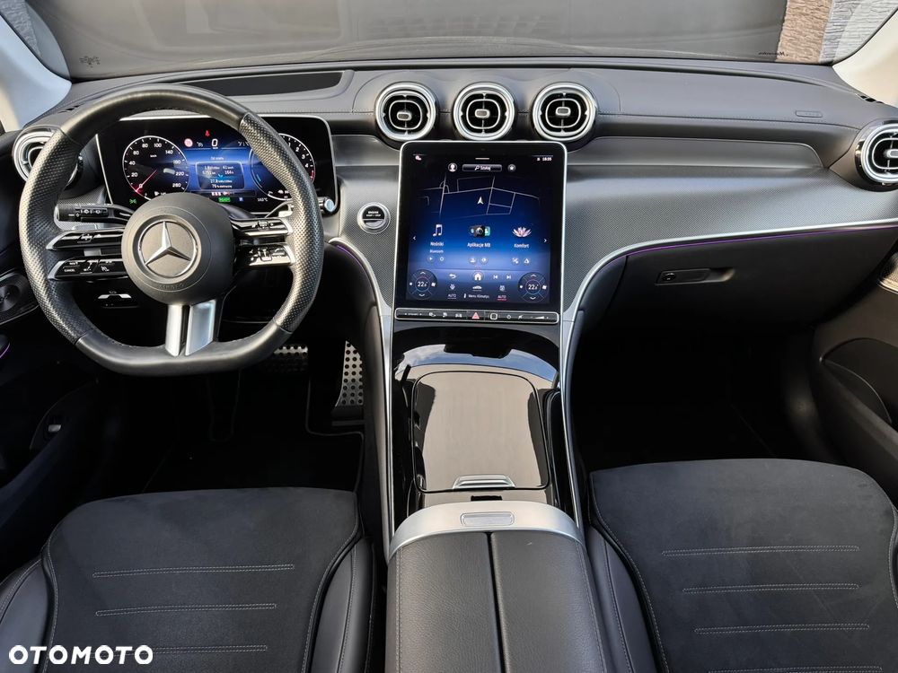 Mercedes-Benz GLC 300 de 4-Matic AMG Line - 13