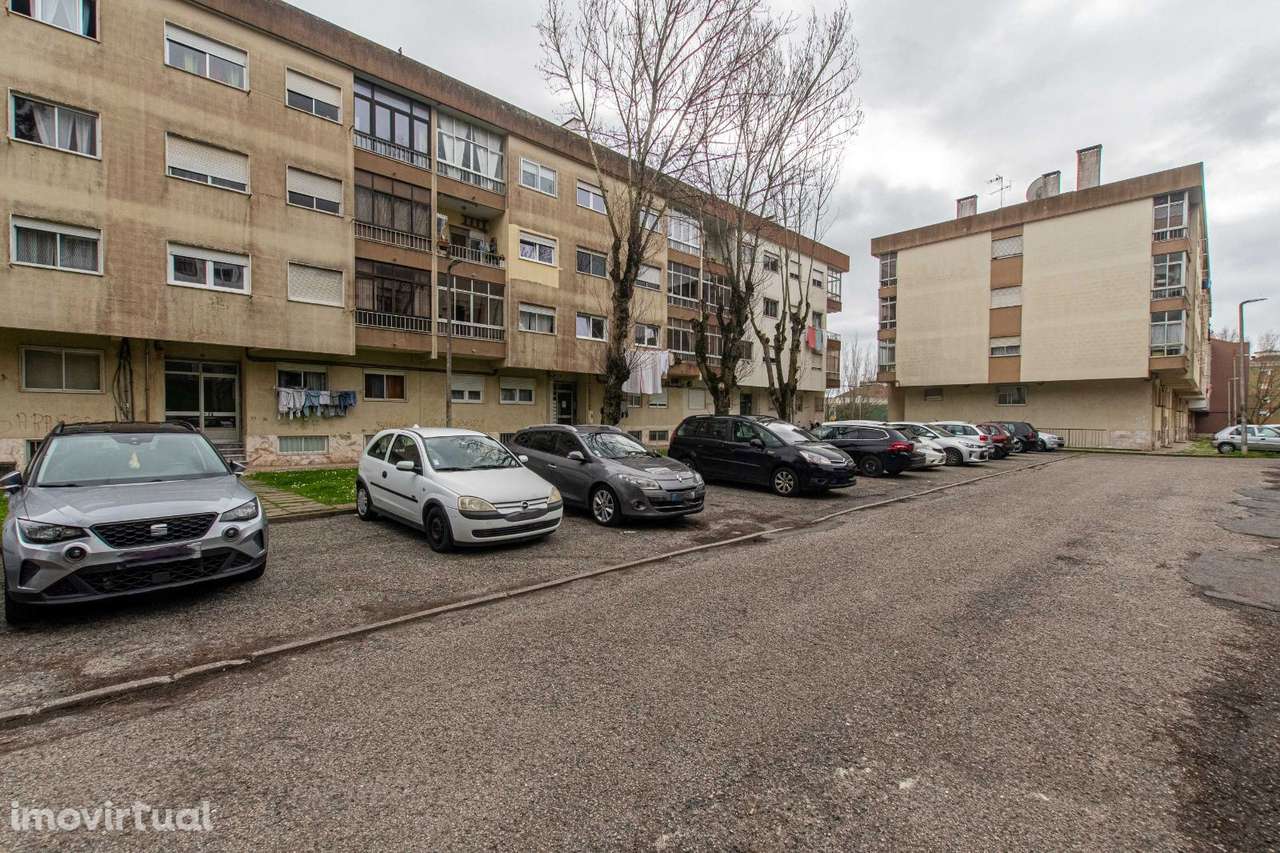 Apartamento T1 totalmente remodelado  Serra das Minas - Grande imagem: 4/16