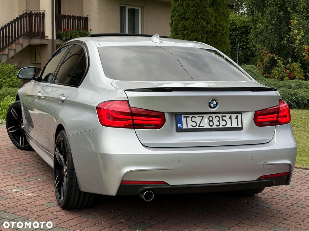BMW Seria 3 318d M Sport - 13