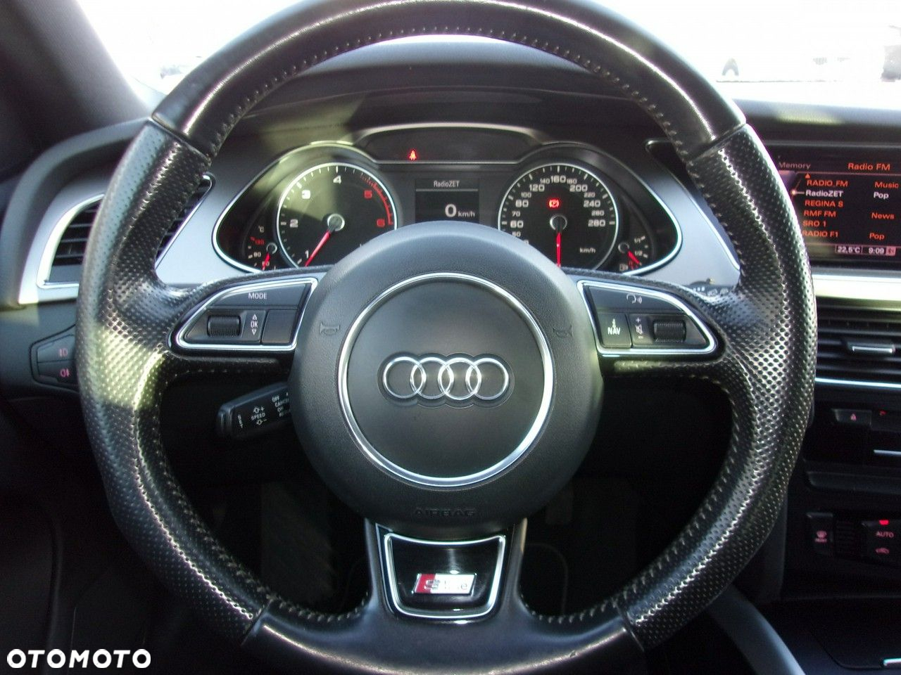 Audi A4 Avant 2.0 TDI DPF S line Sportpaket - 17
