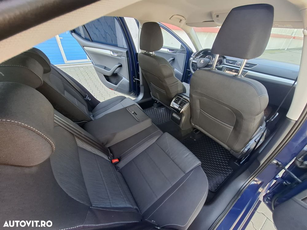Skoda Superb 2.0 TDI Ambition - 6