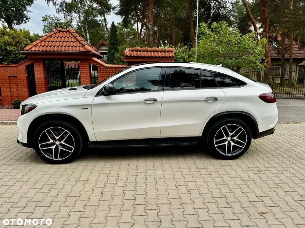 Mercedes-Benz GLE AMG 43 Coupe 4M 9G-TRONIC AMG Line - 11