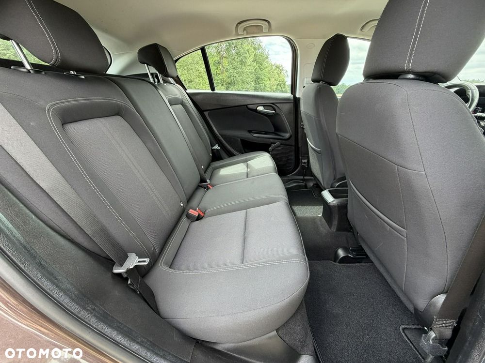 Fiat Tipo - 12