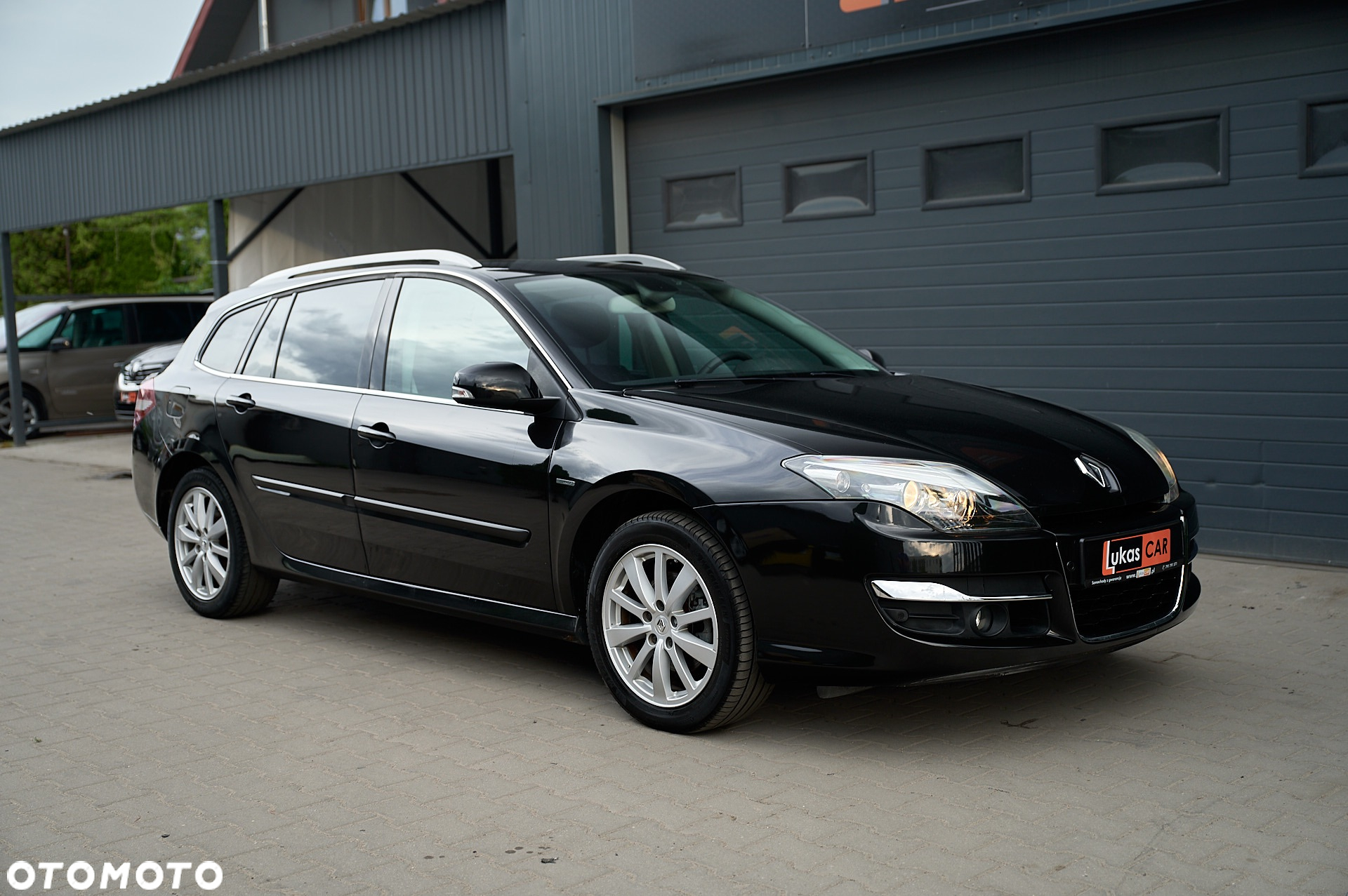 Renault Laguna Grandtour ENERGY dCi 130 FAP Start-Stop Bose Edition - 15