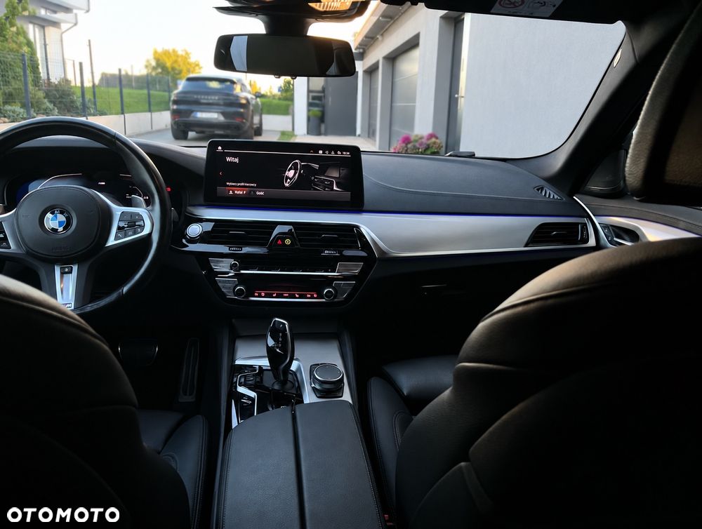 BMW Seria 5 520d xDrive mHEV M Sport sport - 13