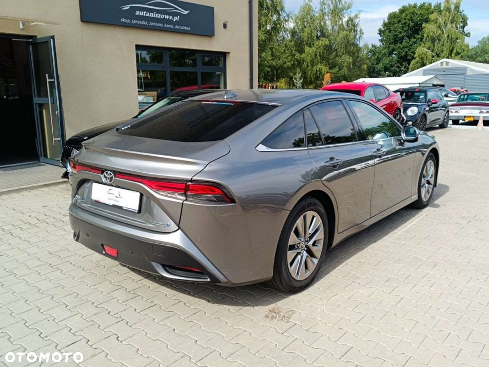 Toyota Mirai - 3