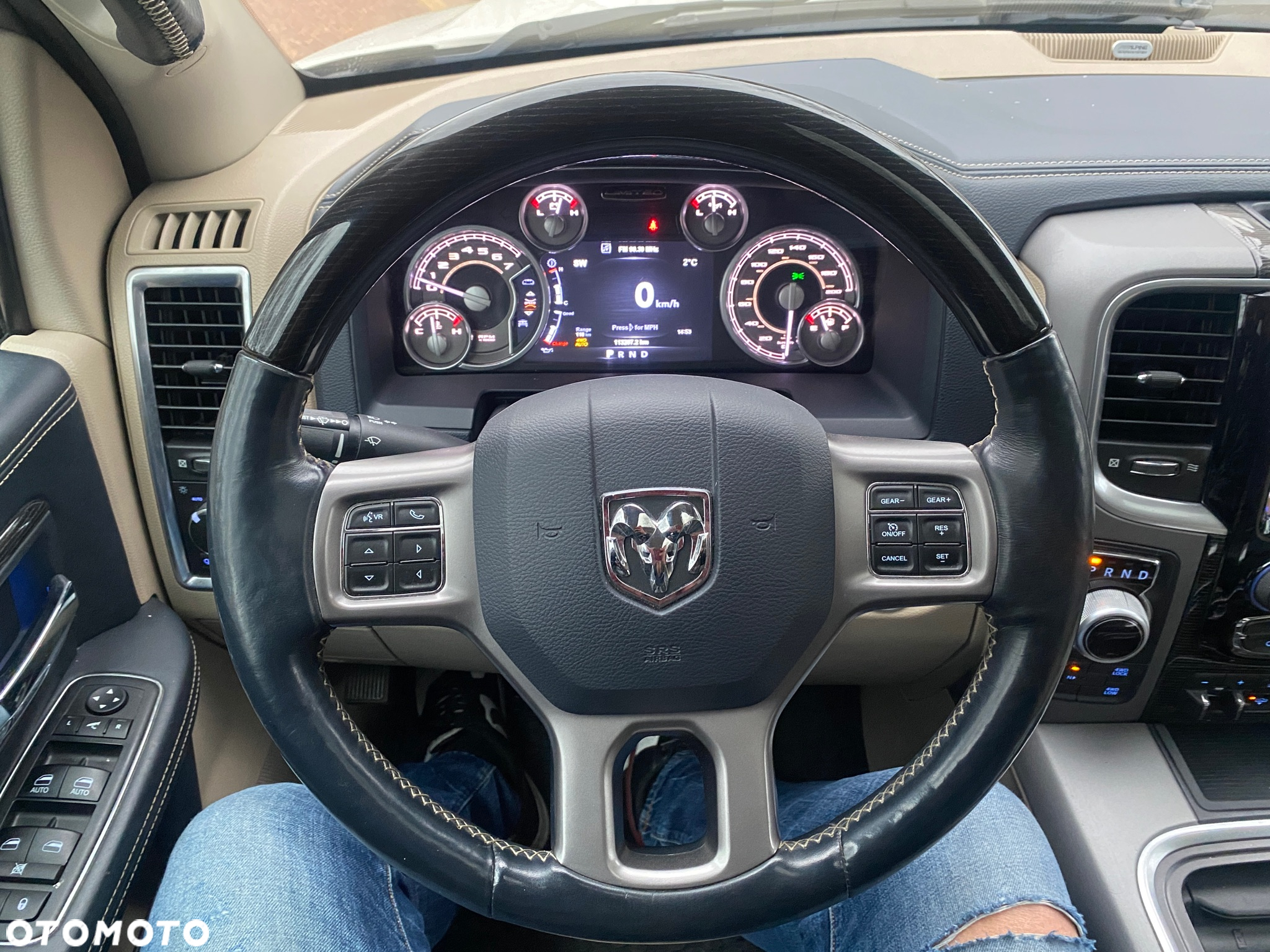 RAM 1500 5.7 eTorque Crew Cab Shortbed Longhorn Sport - 35