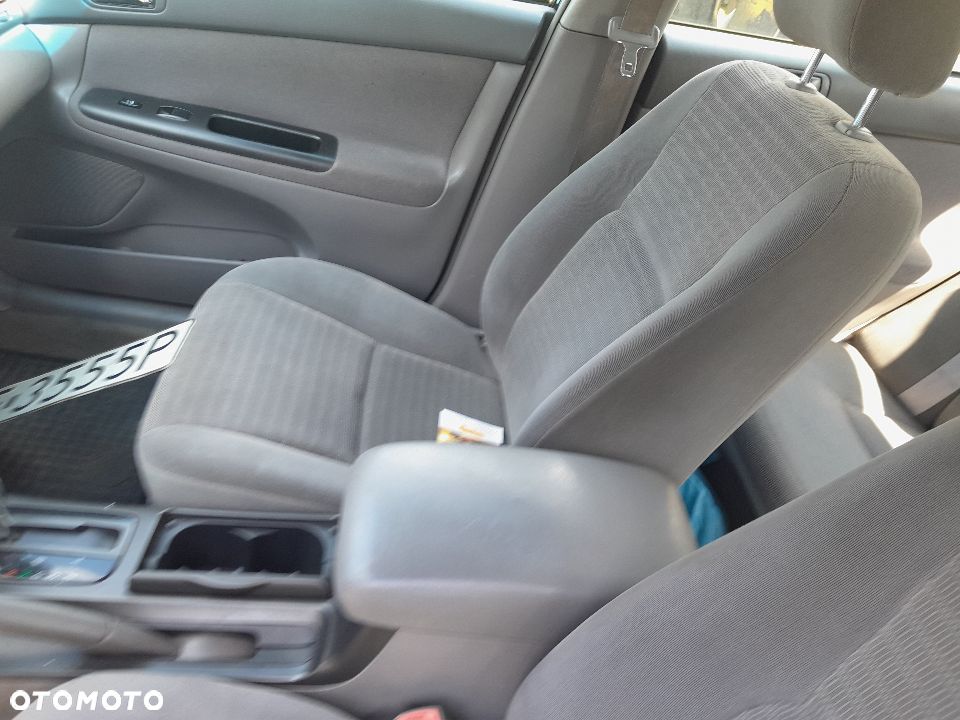 Fotele przód,kanapa Toyota Camry 2002-2006r komplet,inne części - 2