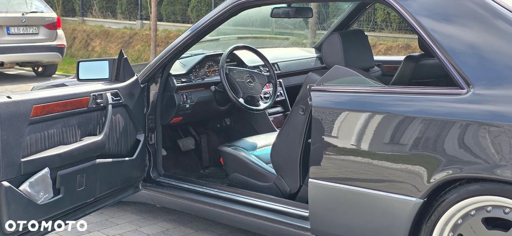 Mercedes-Benz W124 (1984-1993) - 12