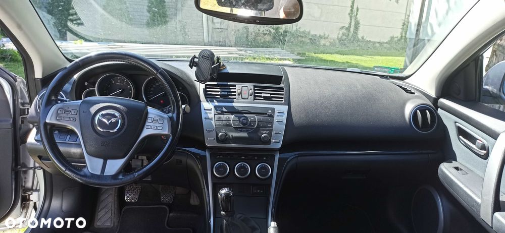 Mazda 6 - 8