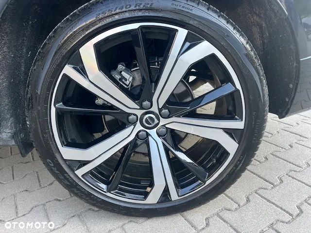Volvo XC 60 B5 B AWD Ultimate Dark - 29