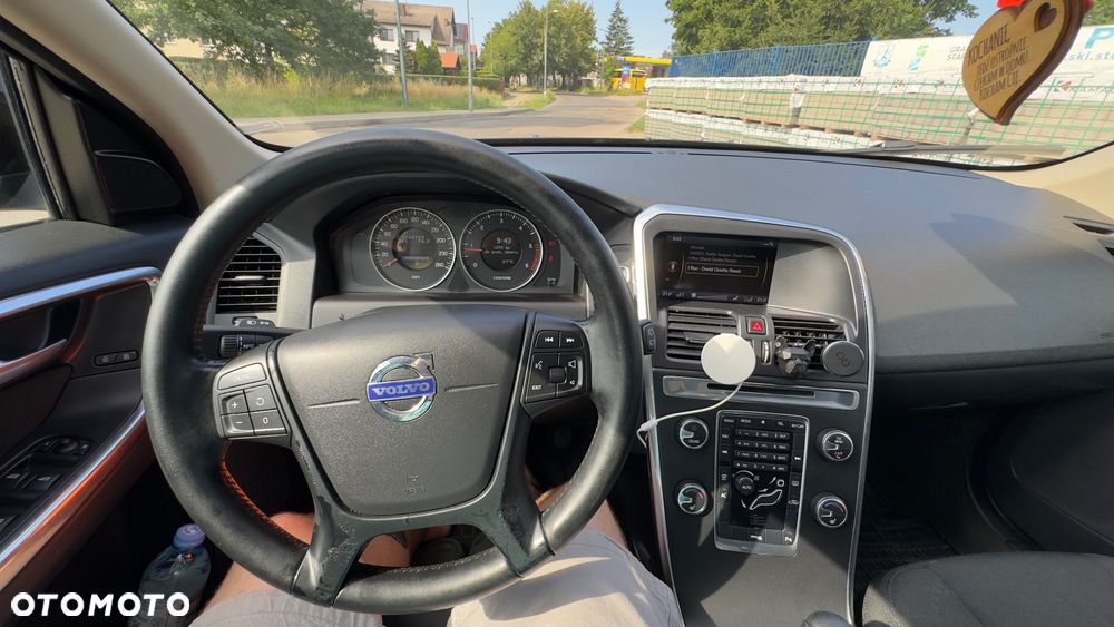 Volvo XC 60 DRIVe Momentum - 32