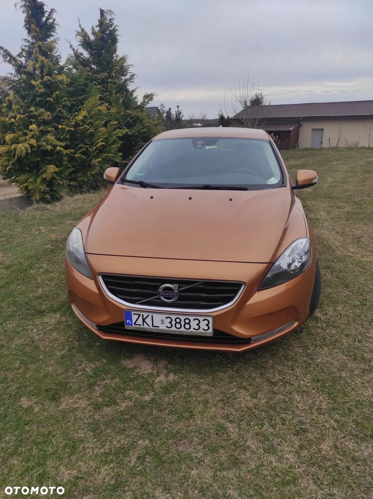 Volvo V40 D2 Base - 4
