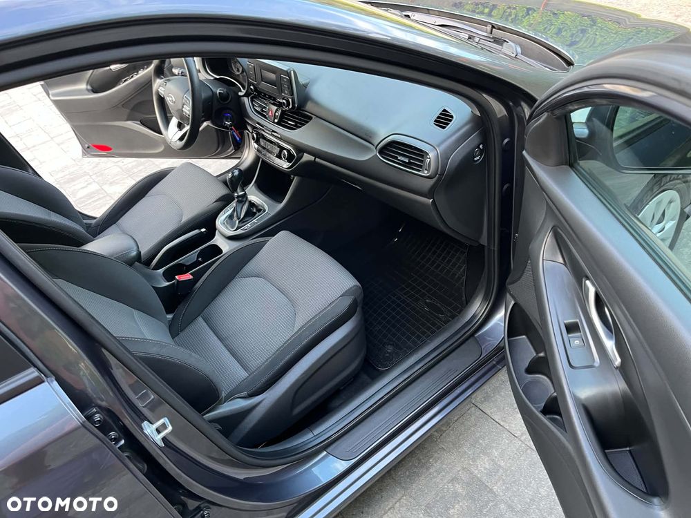 Hyundai i30 1.5 DPI Comfort - 13