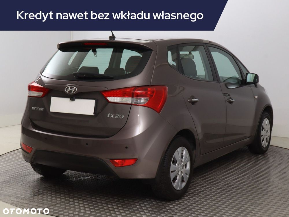 Hyundai ix20 - 7