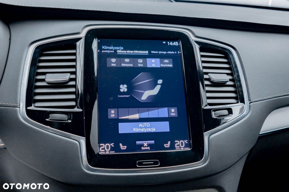 Volvo XC 90 T8 AWD Plug-In Hybrid R-Design 7os - 23