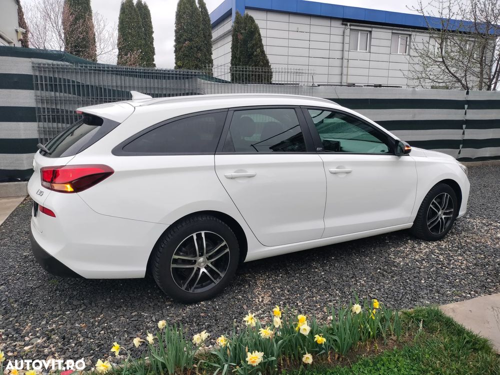 Hyundai i30 1.4 T-GDI Style - 19