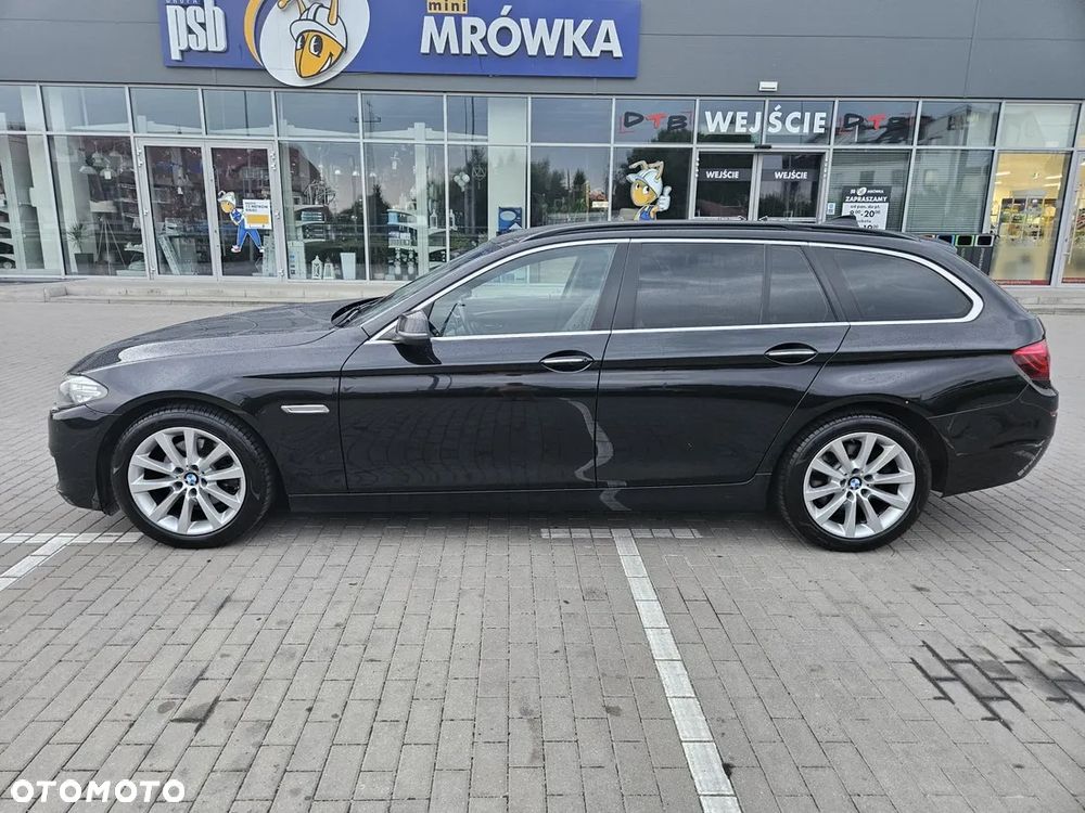 BMW Seria 5 520d xDrive Luxury Line - 9
