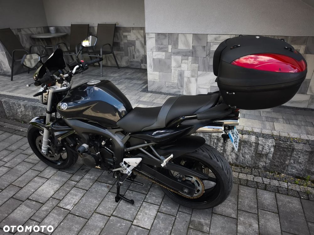 Yamaha FZ6 - 17