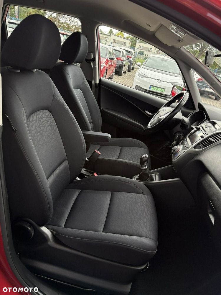 Hyundai ix20 - 16
