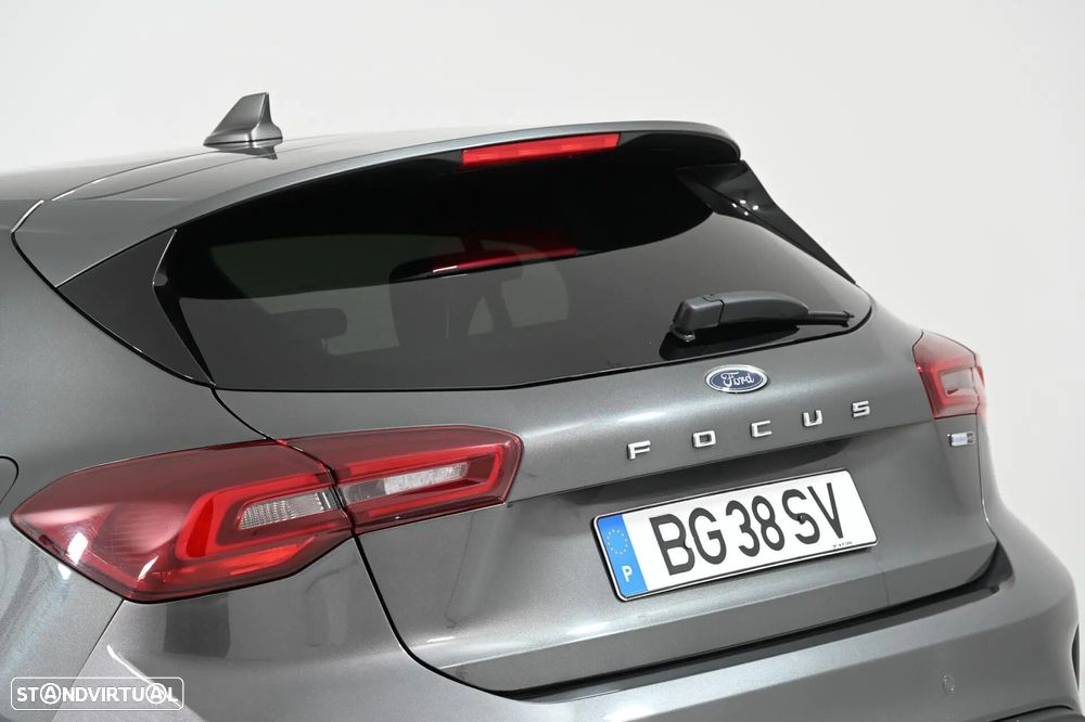 Ford Focus 1.0 EcoBoost MHEV ST-Line - 10
