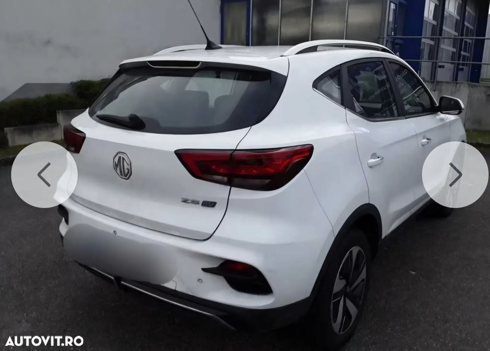 MG ZS EV Standard Luxury - 4