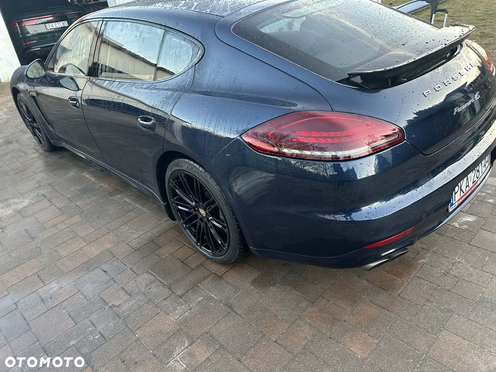 Porsche Panamera - 7