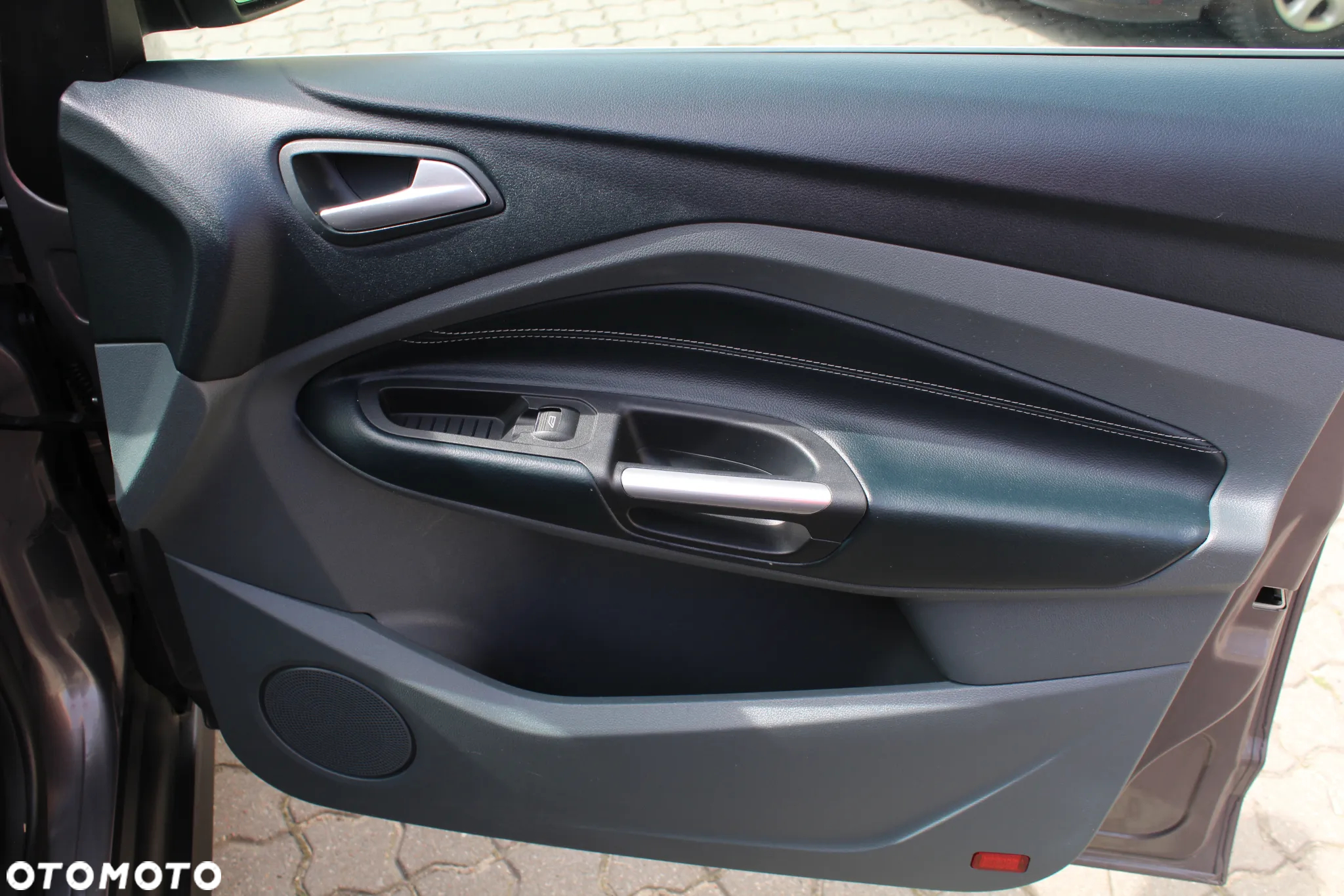 Ford Grand C-MAX - 21