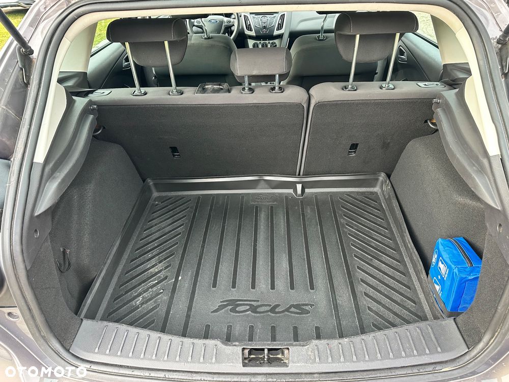 Ford Focus 1.6 Ambiente Start - 29