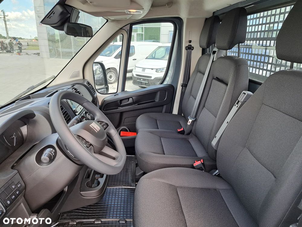 Fiat Ducato skrzynia fabryczna 4.2m + HAK   Dostępna od ręki!! - 15