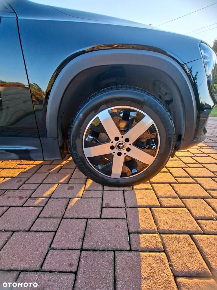 Mercedes-Benz GLB 200 Progressive 7G-DCT - 11