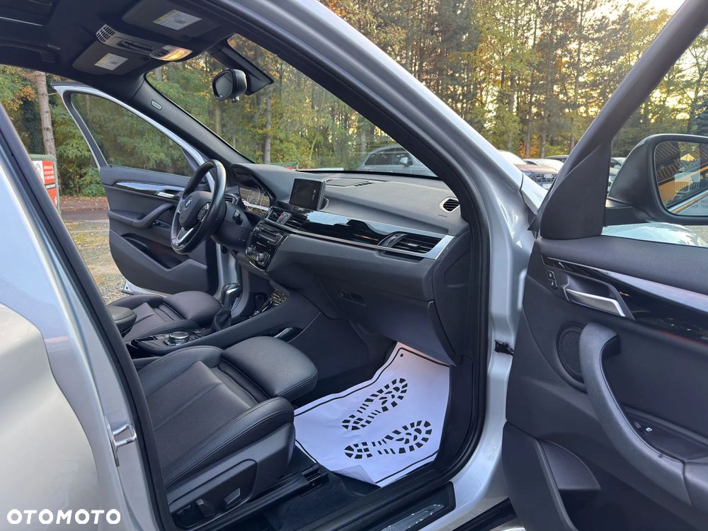 BMW X1 xDrive25i xLine - 34