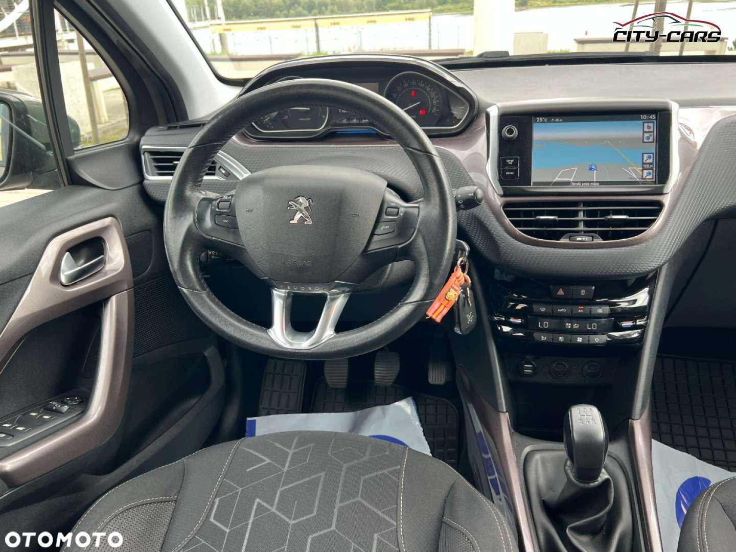 Peugeot 2008 - 16