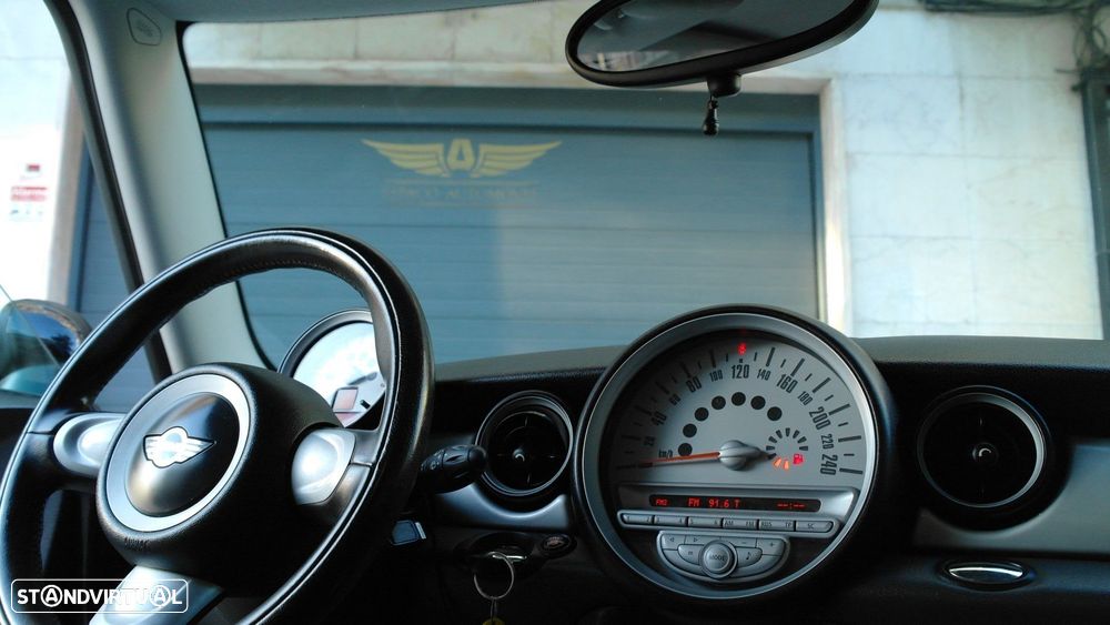 MINI 3 Portas One 1.4 - 26