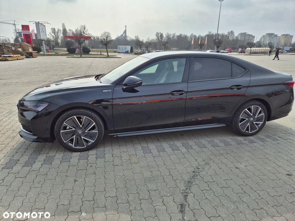 Skoda Superb 2.0 TSI Sportline DSG - 4