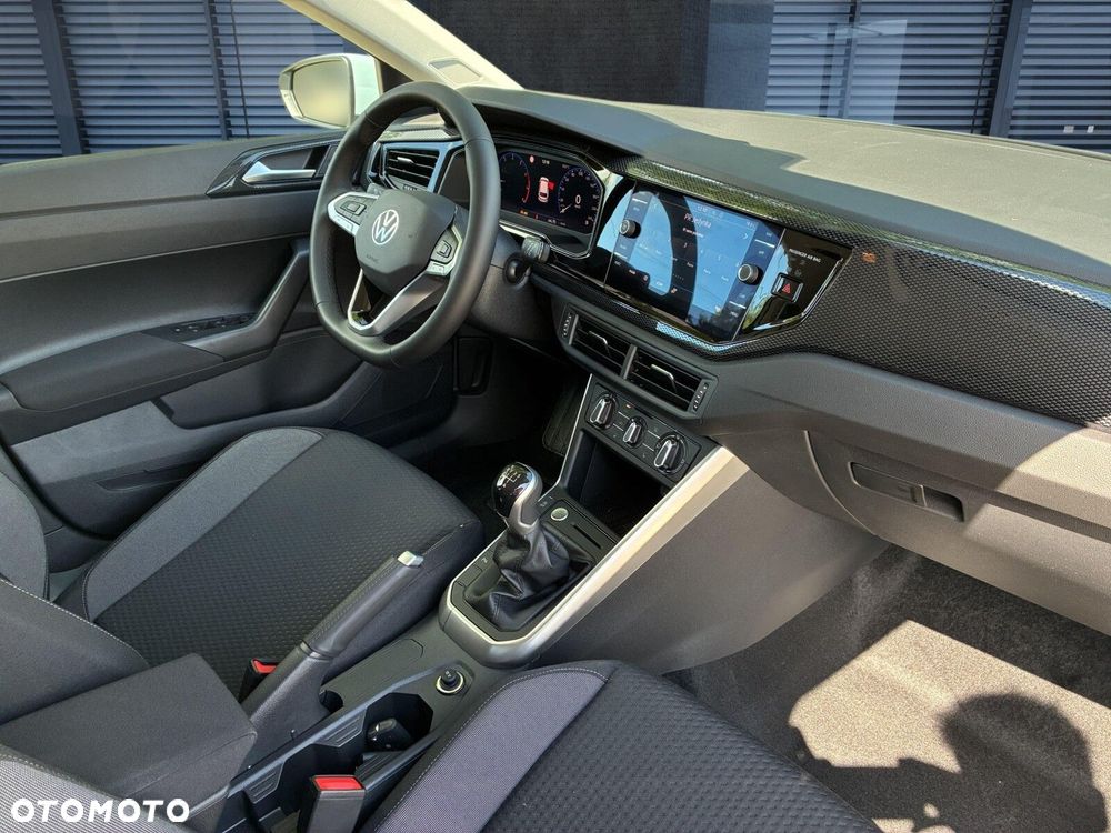 Volkswagen Polo - 25