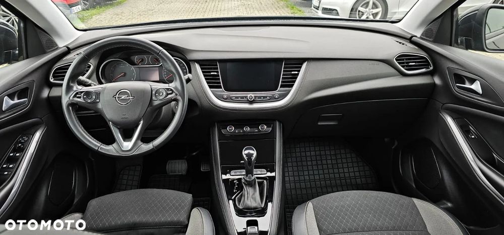 Opel Grandland X - 12