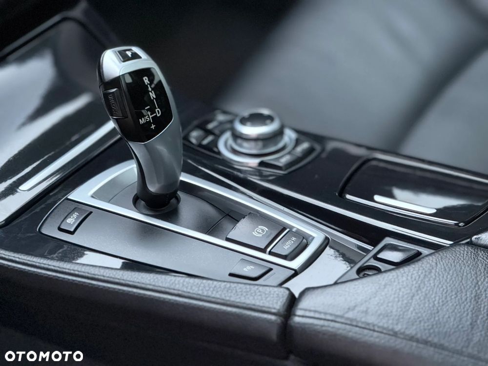 BMW Seria 5 520d Luxury Line - 20