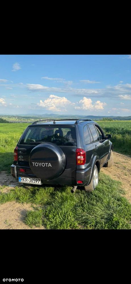 Toyota RAV4 - 3