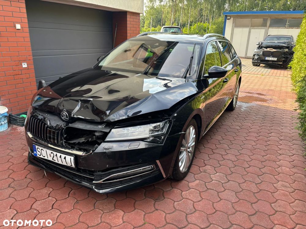 Skoda Superb 2.0 TDI SCR 4x4 L&K DSG - 2
