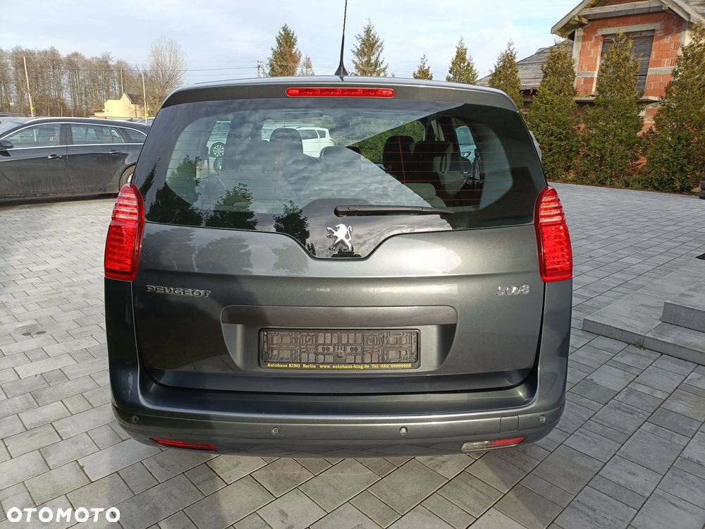Peugeot 5008 - 11