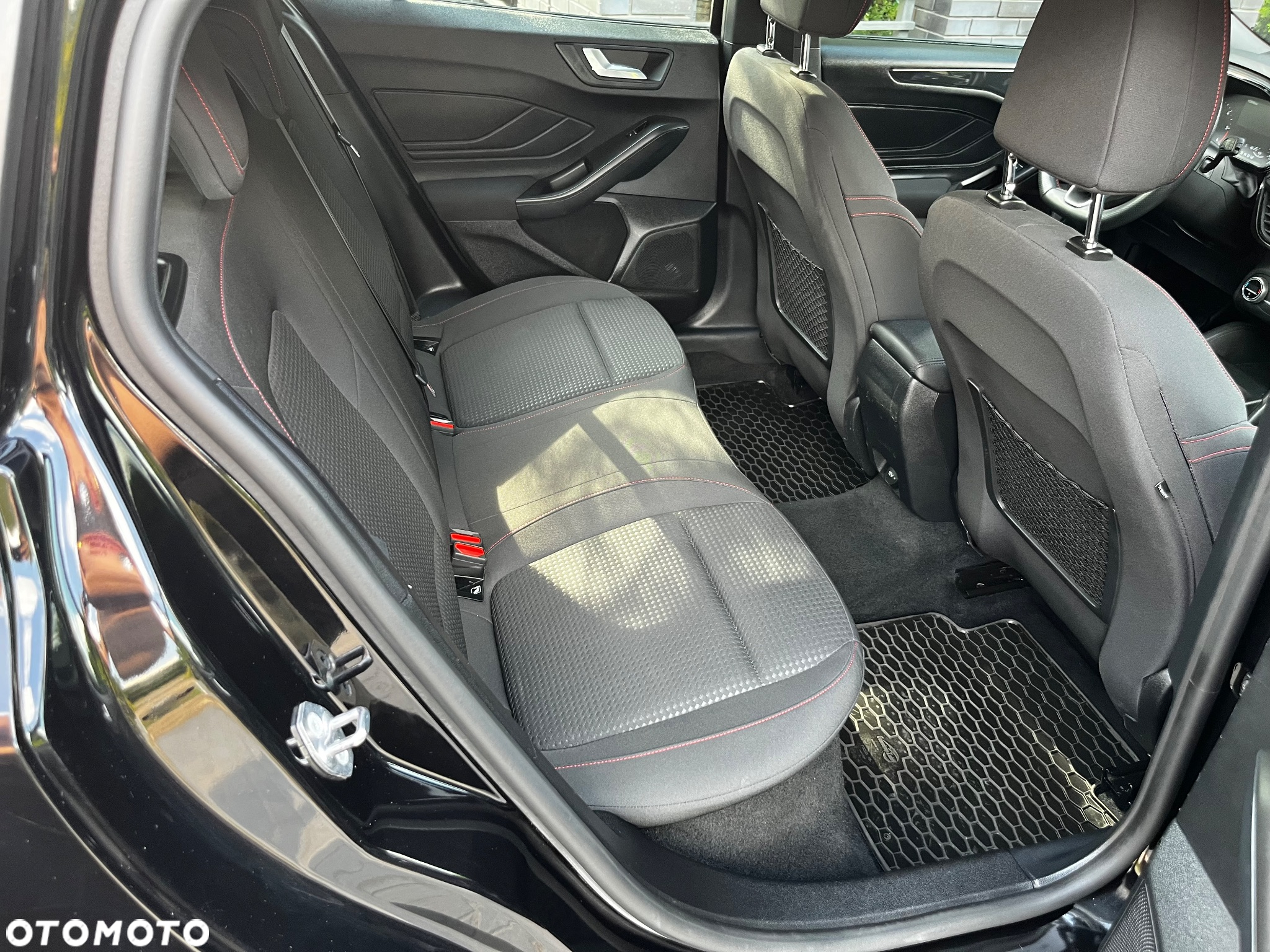 Ford Focus 1.5 EcoBlue ST-Line Business - 21