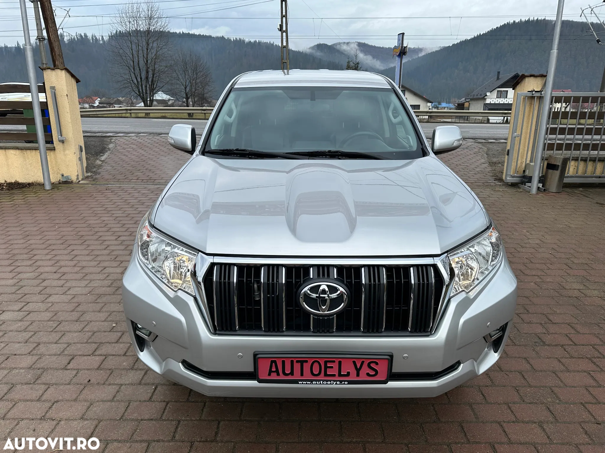 Toyota Land Cruiser 2.8 D-4D Automatik - 8