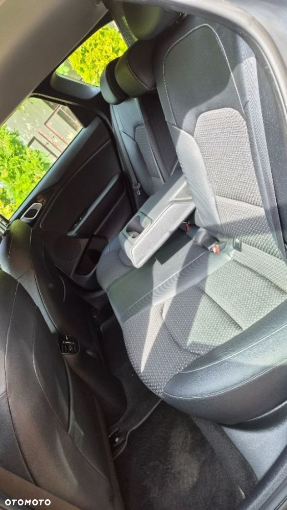 Kia Ceed 1.6 CRDi Vision - 20