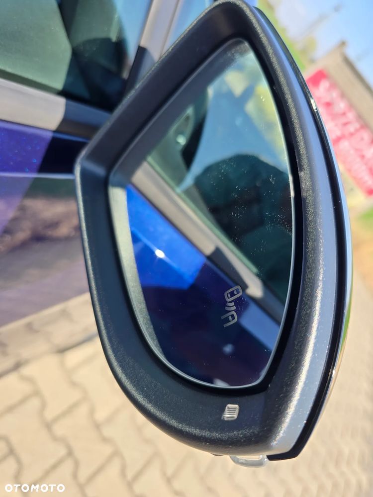 Volkswagen Golf Variant 2.0 TDI SCR DSG IQ.DRIVE - 15