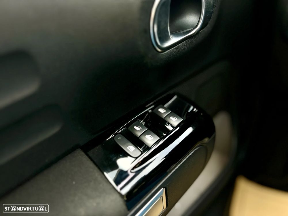 Citroën C3 1.2 PureTech C-Series - 17