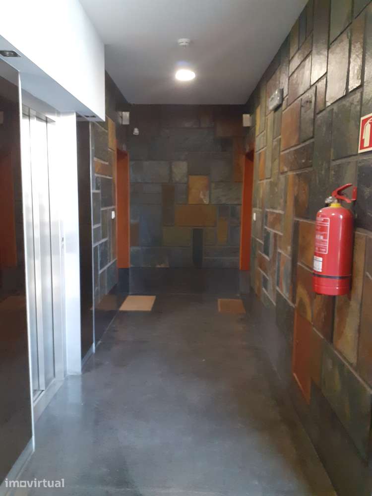 Apartamento T1 no Edifício Excelsior em Vila Real - Grande imagem: 5/20