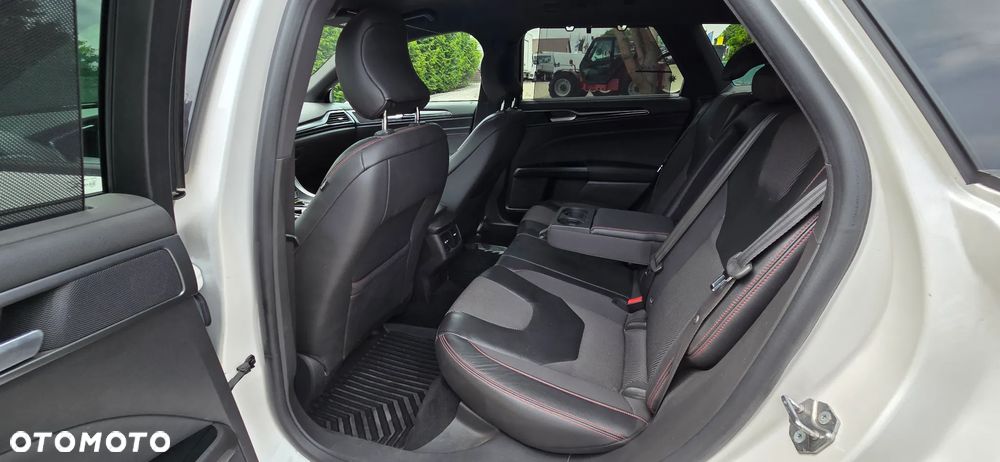 Ford Mondeo 2.0 TDCi PowerShift-Aut Allrad ST-Line - 24